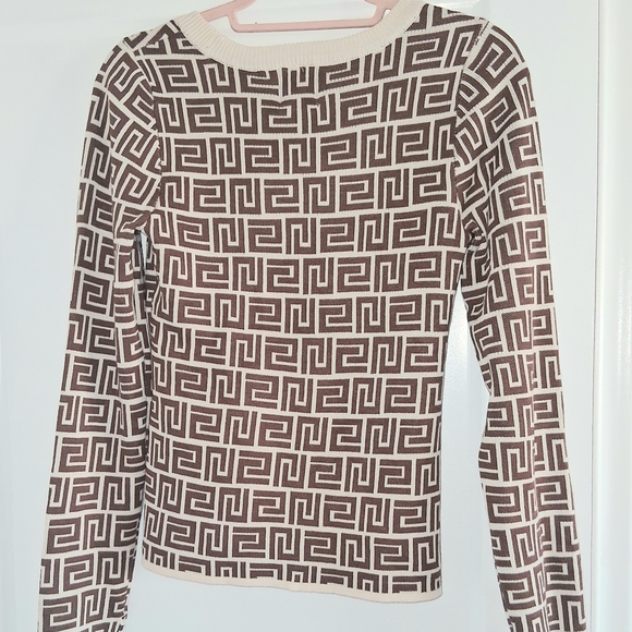 Elegant Geometric Long Sleeve Women's Top - Picture 4 of 4
